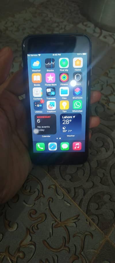 iphone 8 (64gb)
