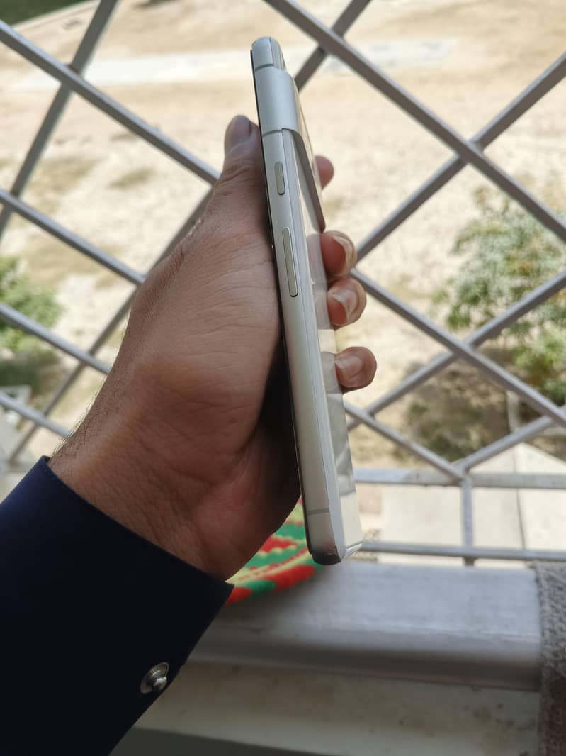 Google pixel 7 3