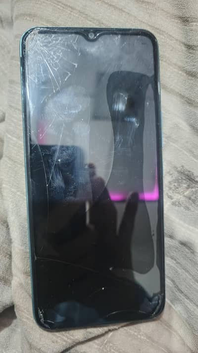 Tecno Spark 8C