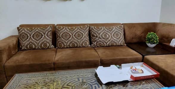 L shaped sofa for urgent sale 03208469297