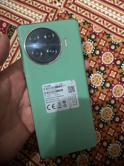 Tecno spark 20 pro pluse with Box