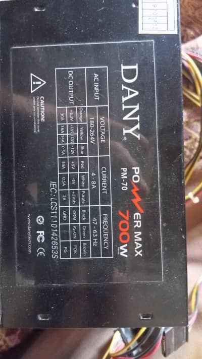 Dany 700 Watts Power supply