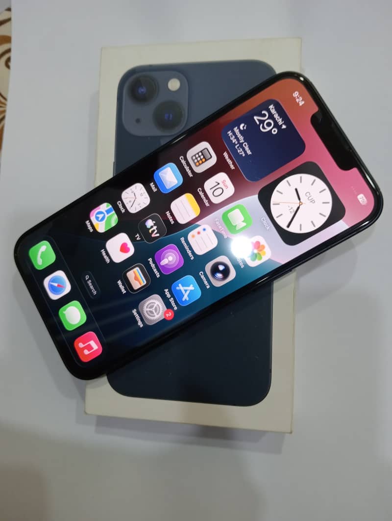 iPhone 13 1