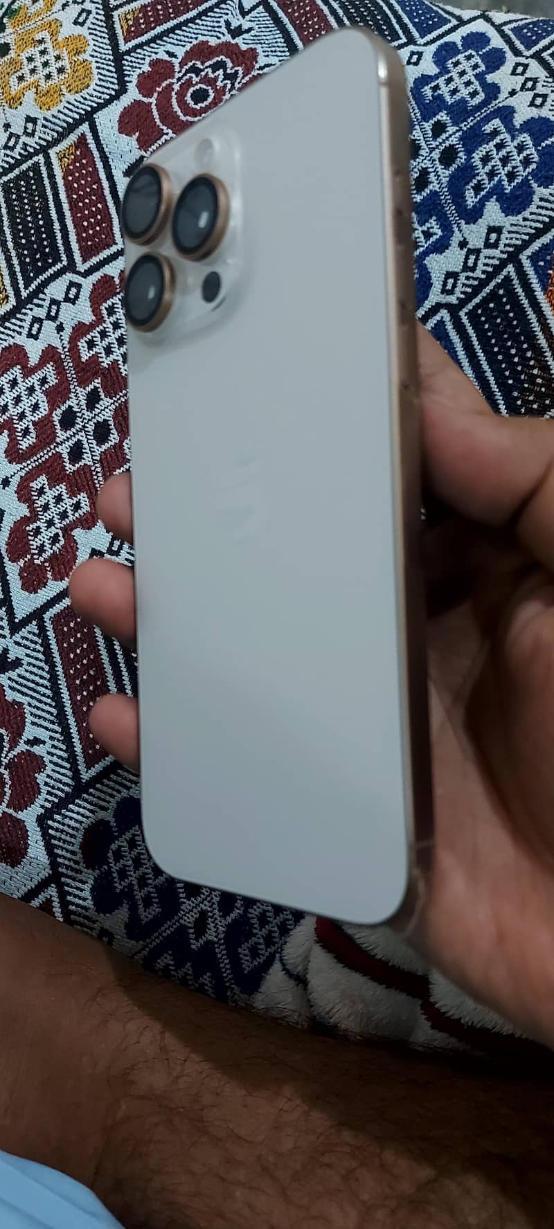 Iphone 16pro max non  active 3