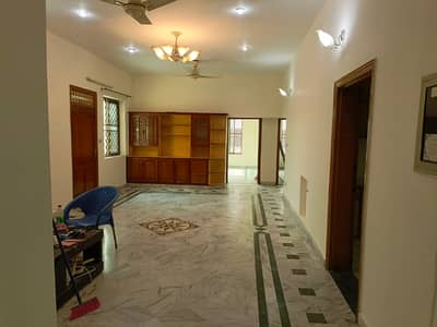 Golden Opportunity This Price Portion) 12 Marla Beautiful 3 Master Bedroom UPPER PORTION FOR RENT in Soan Garden Block H Near To Islamabad Express Highway ) Gas Available