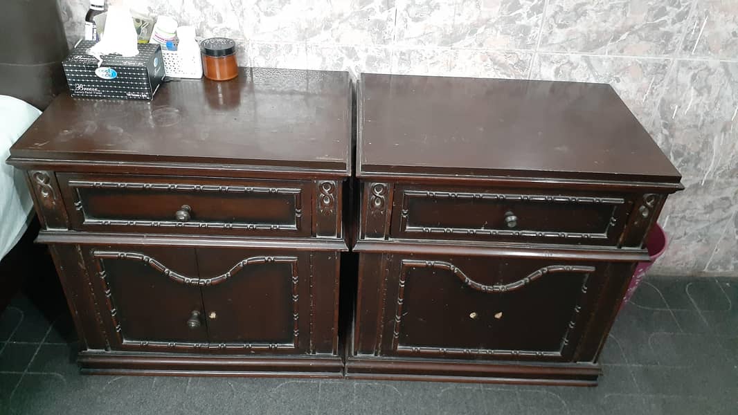 selling bed set 1
