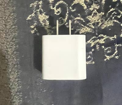 iphone charger for sale watsapp no 03209080286