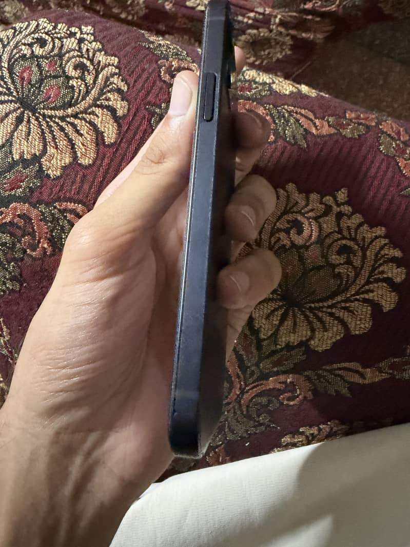 Iphone 12 5