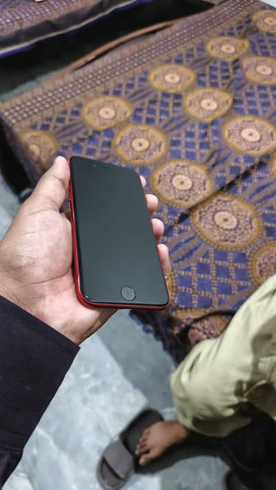 i phone SE 2020