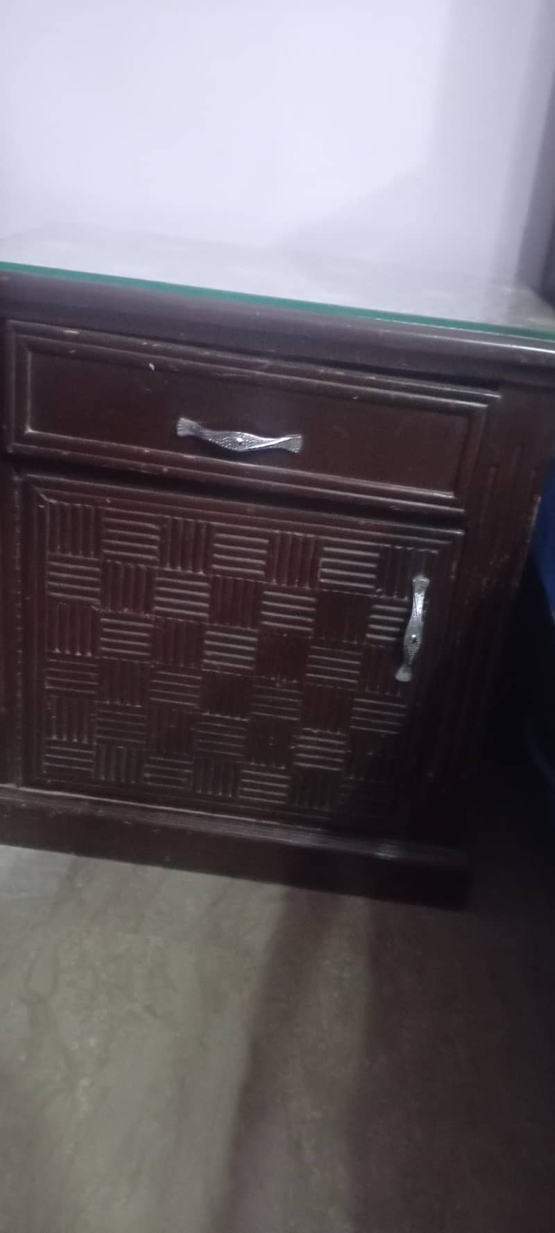bed side table 0