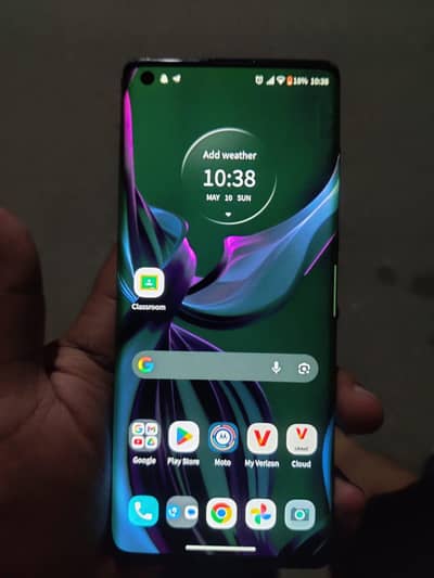 moto edge plus in lush condition only contact on WhatsApp 03339512938
