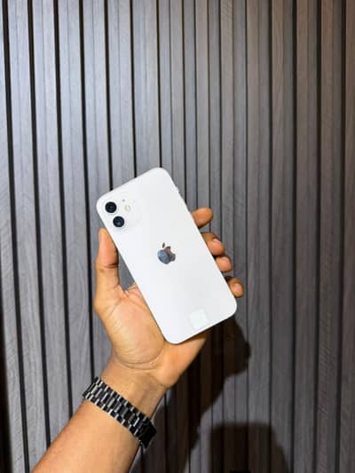 iPhone 11 128 GB full box WhatsApp number 03291198929