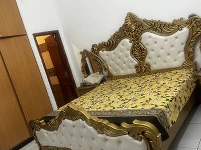 Urjent base pay sale kar rehay only serious log rabta karay