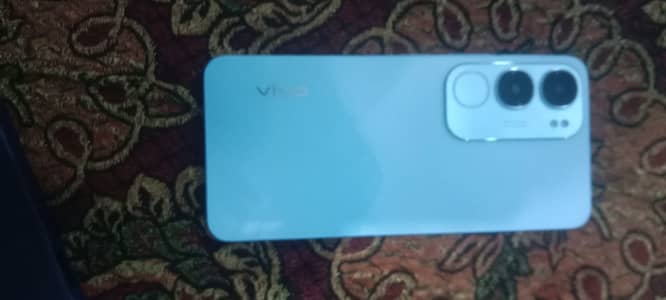 Vivo Y19s box charger best condition