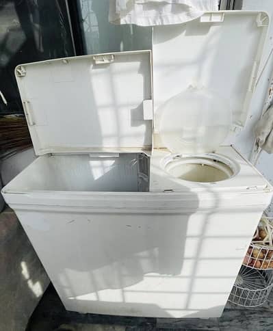 Dawlance washing machine with dryer