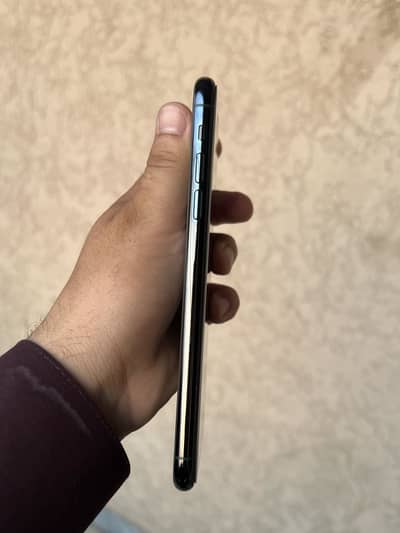 iPhone 11promax 256 jv