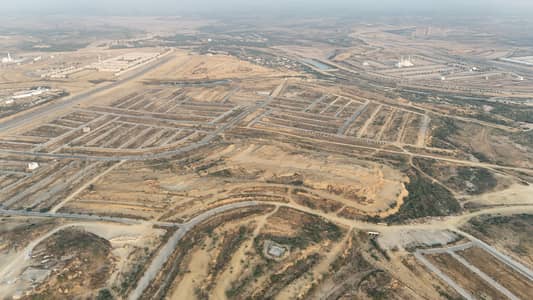 125 Sq Yd Boulevard Category Plot For Sale Precinct 15B, Bahria Town Karachi Fully Developed Plot at Lowest Prices 8 mins Drive from Main Gate, Close to Jinnah Avenue, Near PSO Petrol Pump.