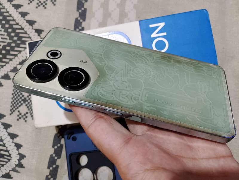 Tecno camon 20 7