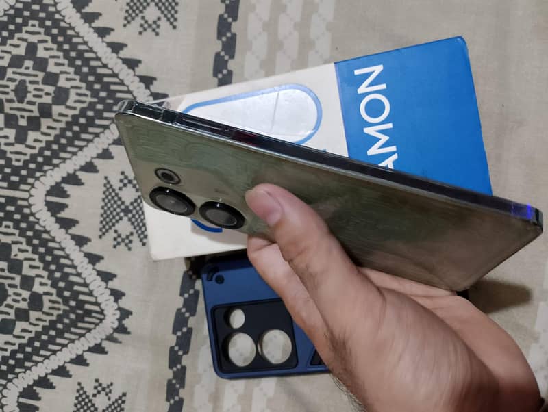 Tecno camon 20 8