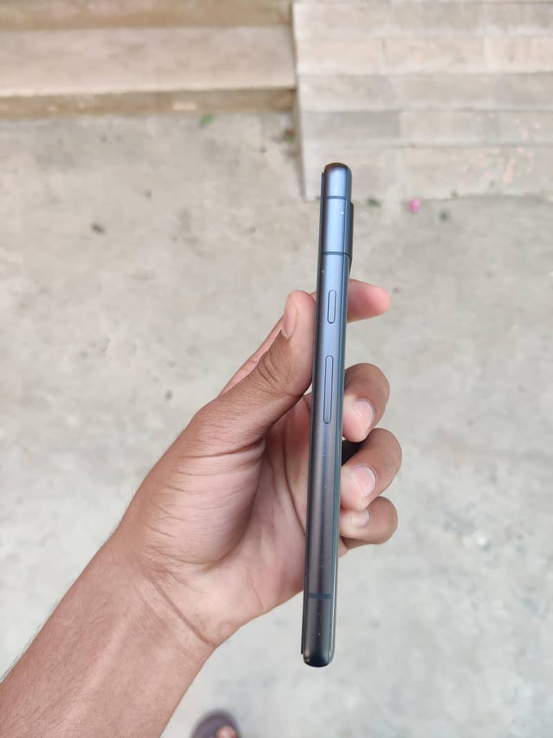 Google pixel 7a 4