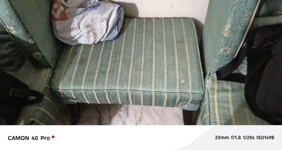 2 Sofa Seat with centre  Stool
