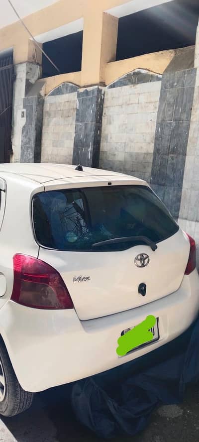 vitz car