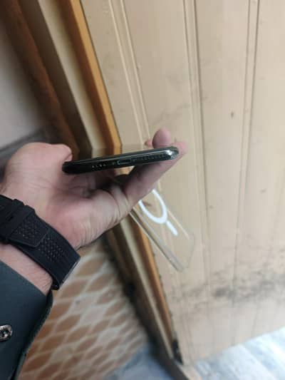 XS__MAX 256 GB Watarpack Lash condition