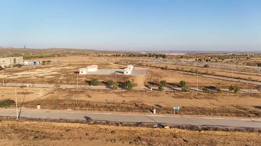 INVESTOR DEAL! 125sq yd plots FOR SALE in Precinct-23 TOP HEIGHTED location, near ARY VILLAS. 15min Drive from Main Gate of Bahria Town Karachi. LOW BUDGET PLOTS at INVESTOR RATES.