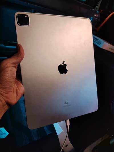 iPad pro 5th generation 256GB 12.9 M1 plus 2 . . . lla