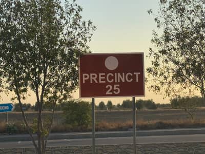 INVESTOR DEAL! 125sq yd plots FOR SALE in Precinct-25 TOP HEIGHTED location, near GOLF & Bahria Town School. 15min Drive from Main Gate of Bahria Town Karachi. LOW BUDGET PLOTS at INVESTOR RATES.
