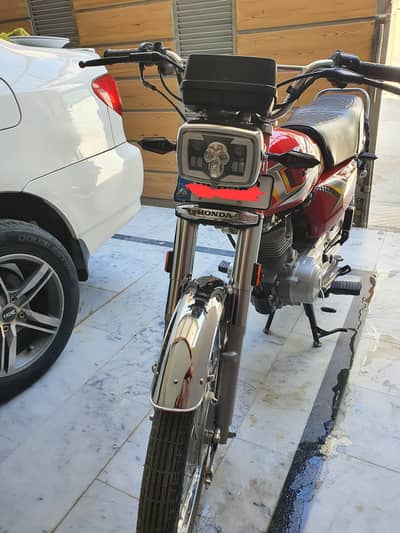 Honda 125 Model 2025 – Like Brand New | First Owner| Islamabad Number.