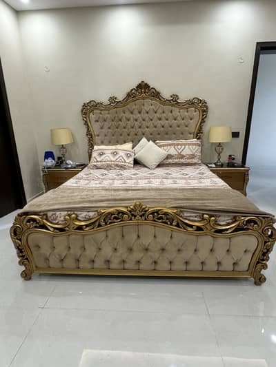 Bed set with two side table and customised dressing table 5 ft length
