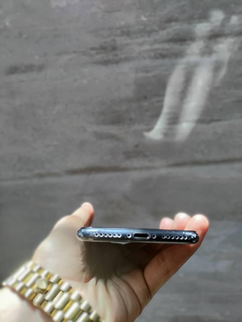 iPhone 7 3
