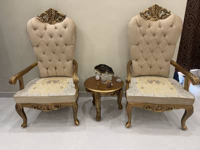 Room chairs with coffee table