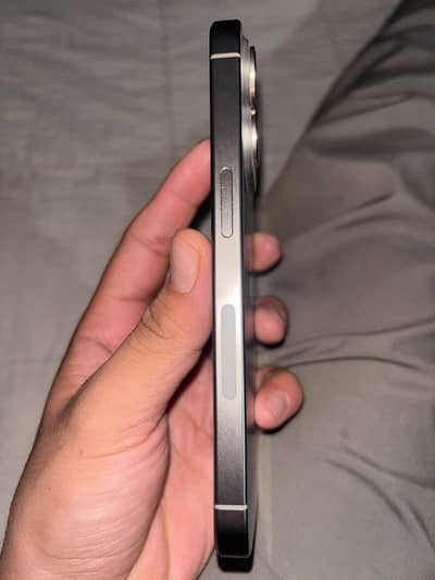 I PHONE 15 PRO