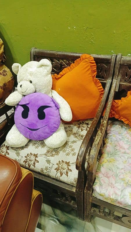 chanyoti sofa 2