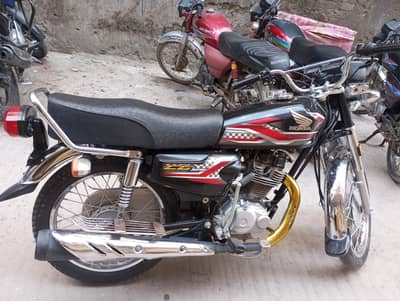 Honda CG 125 2024