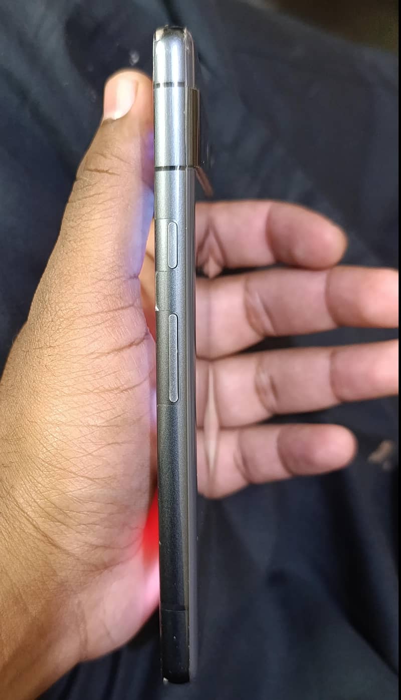 Google pixel 7A 3