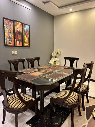 6 seat full size dinning