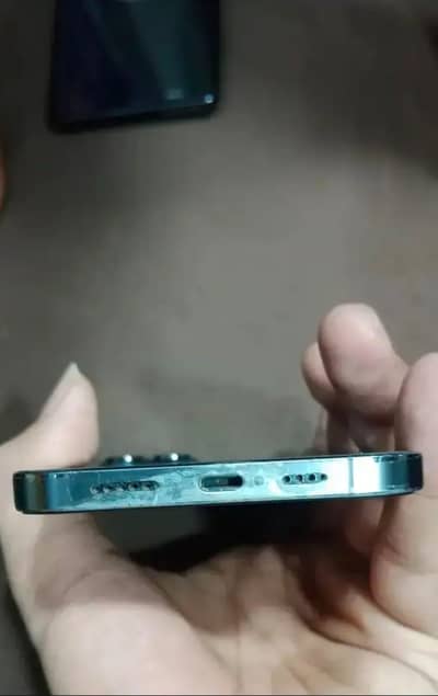 I phone 12 pro max JV