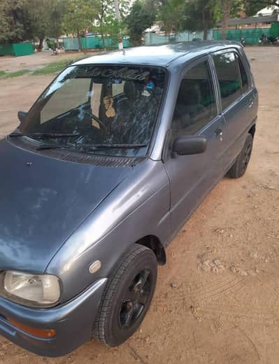 Daihatsu Cuore 2002