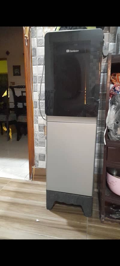 newdawlance dispensor with 3 tape hot n cool with refregerator