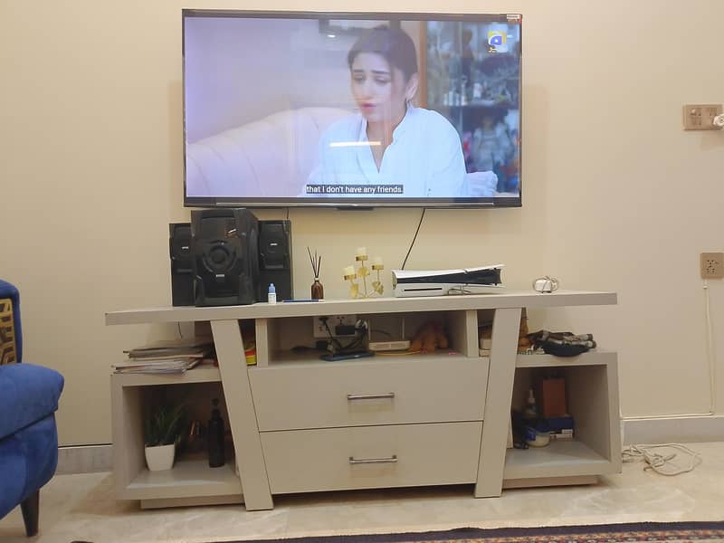 tv table 0