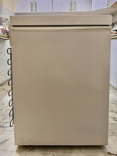 DAWLANCE FREEZER LIKE NEW CONDITION