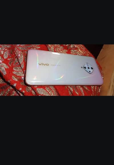 vivos1pro 8/128 box and charging all ok