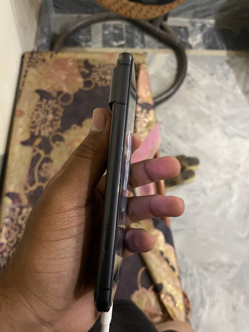 GOOGLE PIXEL 8 5