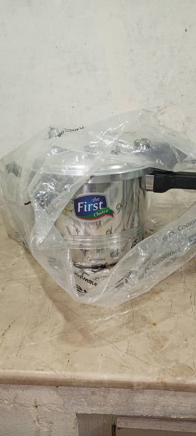 pressure cooker