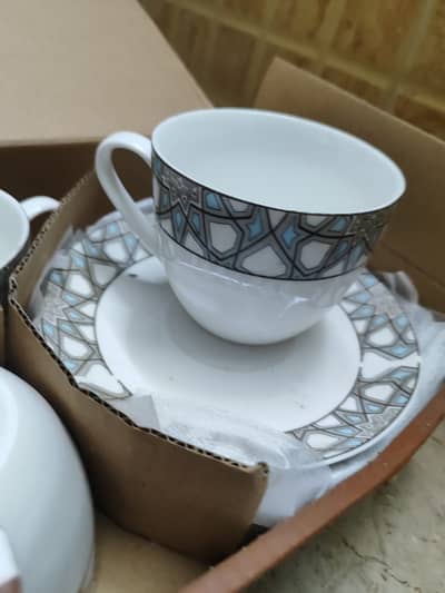 Coffee Set Cups and Saucers 12 piece