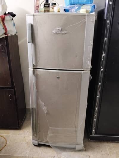Dawlance well maintained Refrigerator 9170WBM