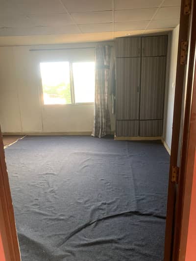 Lower Ground For Rent